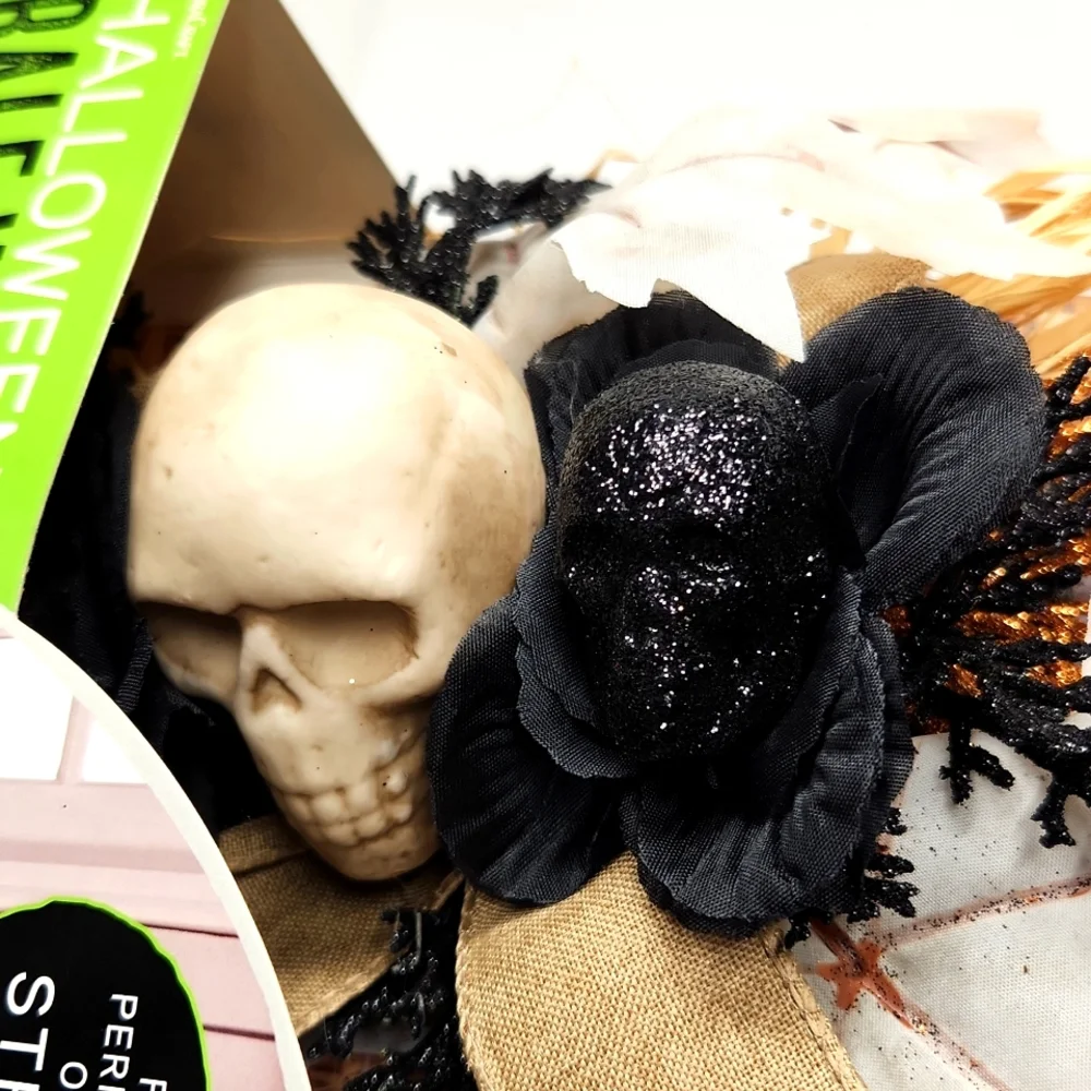 FloraCraft Skull Leaves Bale Wrap Wreath Decorations